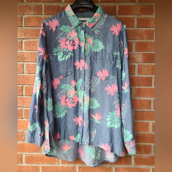 Long sleeve denim US L floral button up shirt - Picture 2 of 11